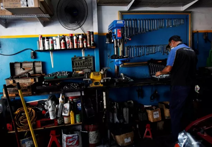 Más de 200 trabajadores tienen su contrato suspendido.
