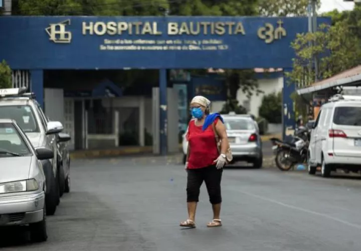 Un informe emitido esta semana por el independiente Observatorio Ciudadano COVID-19 reportó al menos 1,270 casos de coronavirus y 233 muertes.  FOTO/EFE
