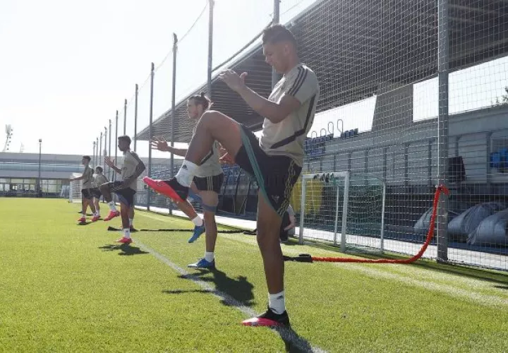 Jugadores de Real Madrid en los entrenamientos. Foto:Real Madrid @realmadridnote