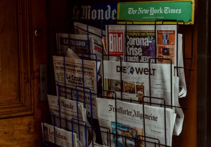 Muchos puestos de revistas permanecen cerrados, golpeando las ventas. Foto / Alex Atack para The New York Times.