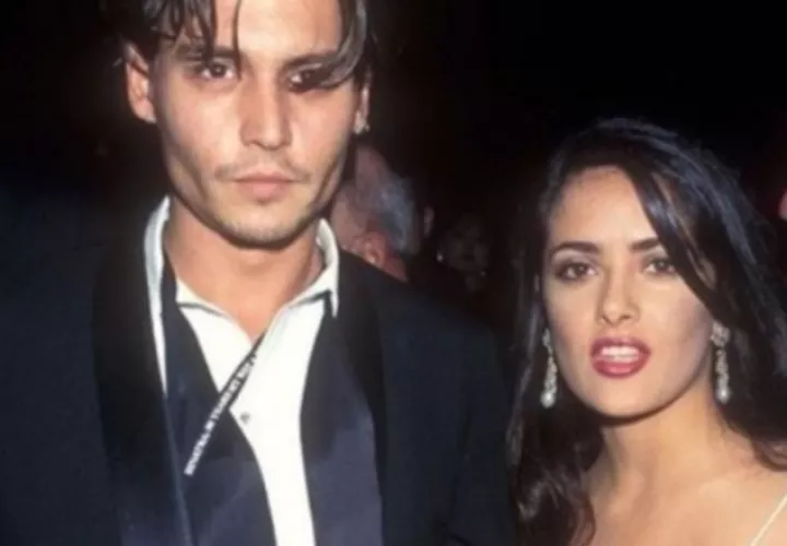 Salma Hayek y Jhonny Depp. Instagram