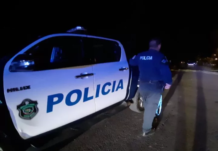 El herido fue trasladado al cuarto de urgencias del hospital regional Luis 'Chicho' Fábrega, para que recibiera atención médica por lo delicado de su estado.