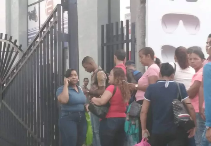 Entrada a la Zona Libre. Diómedes Sánchez 