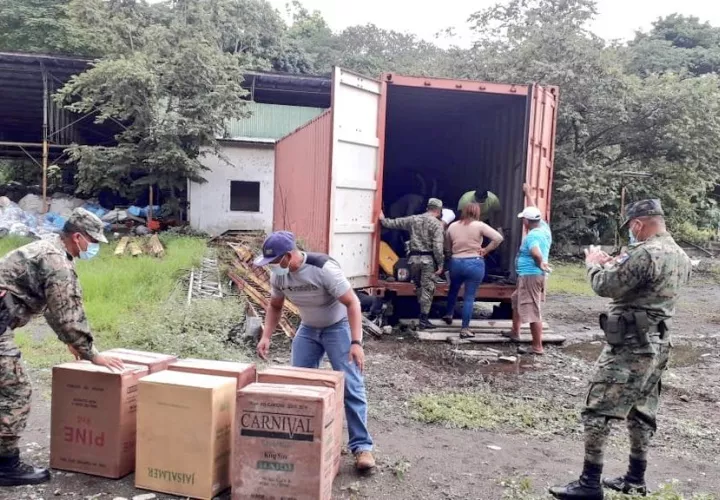 La mercancía fue remitida a las autoridades de Aduanas para los procedimientos correspondientes.
