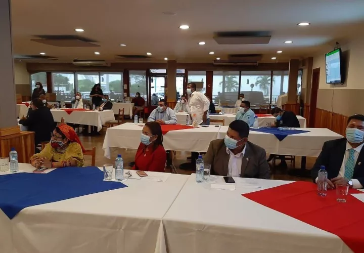 Reunión de la bancada del PRD.