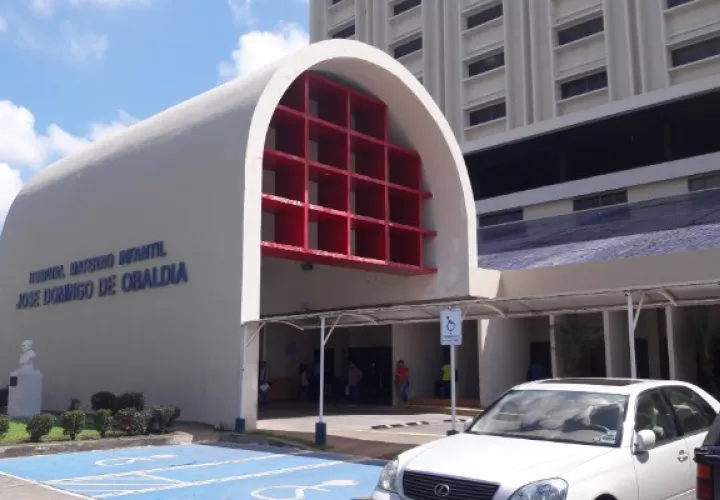 El cuerpo de la niña permanece en la morgue del nosocomio hasta que los familiares o las autoridades de la provincia de Bocas del Toro, puedan solicitar el cuerpo para trasladarlo hasta Changuinola donde residía.