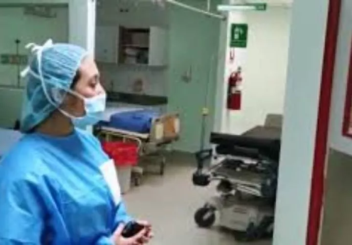 Los hospitales de la CSS y del Minsa se están quedando sin camas para atender a los pacientes de COVID-19.