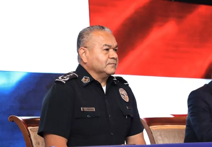 Jorge Miranda es el director de la Policía Nacional. 