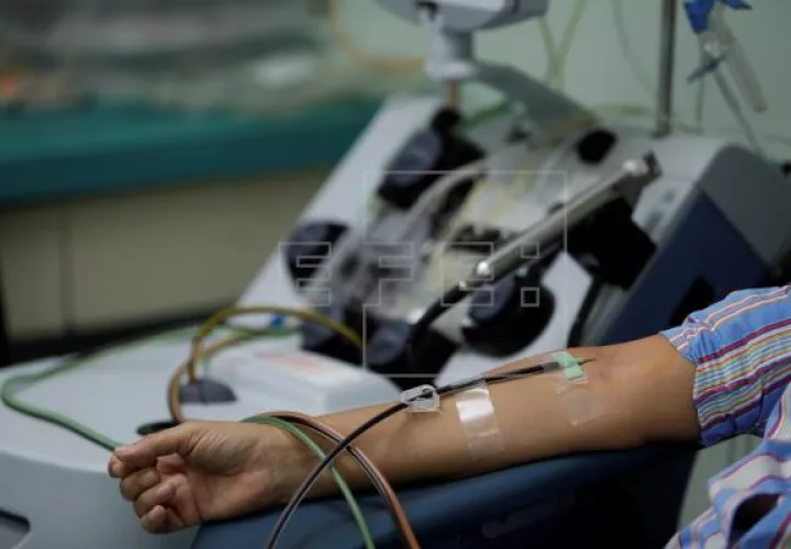 El tratamiento a través de plasma convaleciente en pacientes COVID-19 positivos, ha tenido resultados satisfactorios.