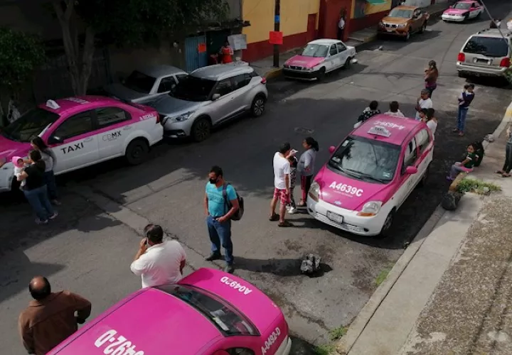 En declaraciones a Milenio Televisión, el coordinador de Protección Civil, David León, confirmó "de manera preliminar no se reporta ningún daño" en infraestructuras de los estados afectados de Oaxaca, Guerrero, Veracruz, Puebla, Chiapas y en la Ciudad de México.