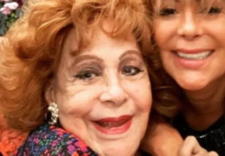 Alejandra Guzmán y Silvia Pinal. Foto: Instagram