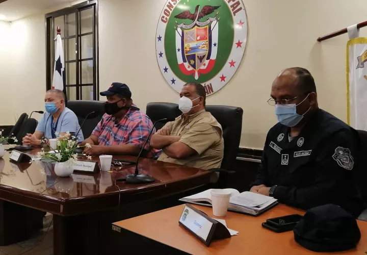La decisión se tomó en una reunión con los representantes de corregimiento, Jueces de Paz y la Policía Nacional (PN). FOTO/ ERIC MONTENEGRO