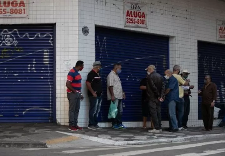 Brasil sufrirá la mayor retracción de su economía. EFE