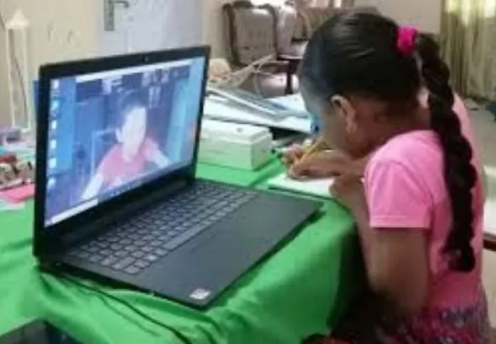 Las clases a distancia se extenderán hasta diciembre.