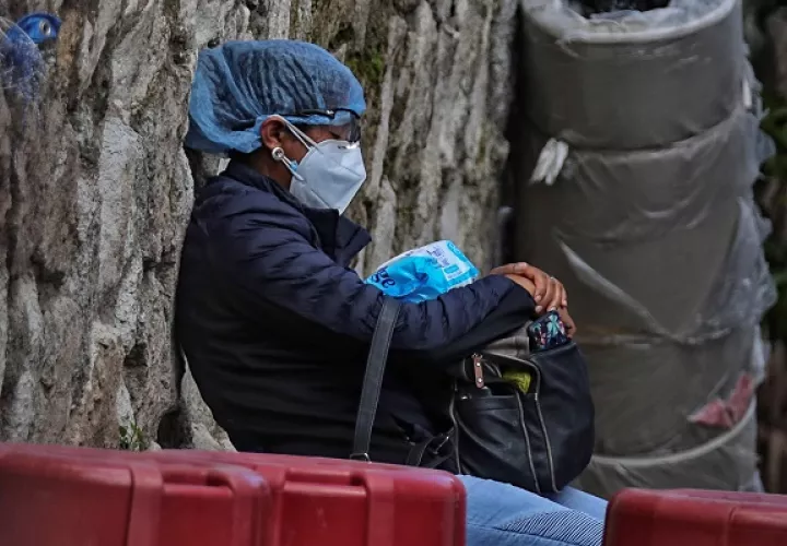 Luego de ganarle la batalla al coronavirus, ciertos pacientes recuperados enfrentan diferentes secuelas durante días o incluso meses.