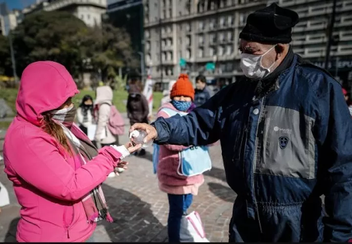 El pasado sábado, el Gobierno argentino rechazó la contrapropuesta de los acreedores en términos económicos. EFE