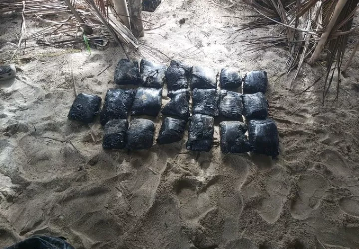 Mediante la "Operación Fénix" las autoridades detectaron un punto de entrega de droga en la Isla Pepsidug en la Comarca Guna Yala.