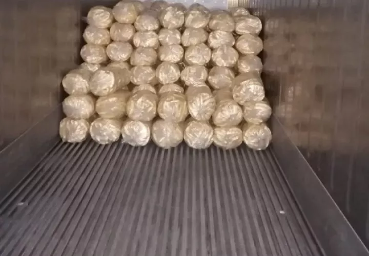 Los plátanos son enviados por la empresa Servicios Técnicos S.A propiedad del ingeniero Luis Quiel, que a su vez compran el rubro a pequeños productores bocatoreños.