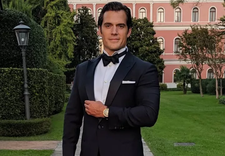 Actores, cantantes y personajes reconocidos han "metido la pata" en público. Foto: Instagram