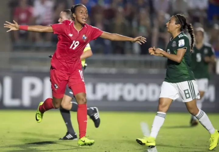 Lineth Cedeño miembro de la selección Sub-20. 