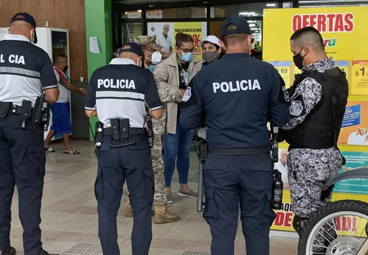 El operativo se realizó en la 24 de Diciembre.