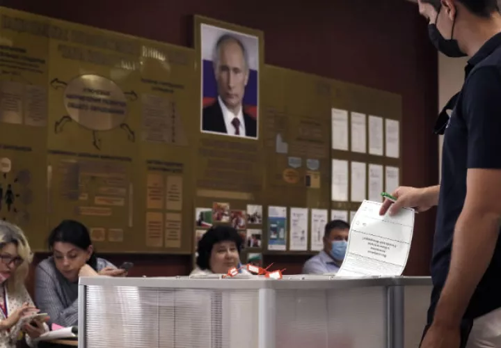 El presidente ruso, Vladímir Putin, puede ejercer otros dos mandatos presidenciales hasta 2036. Fotos: EFE.