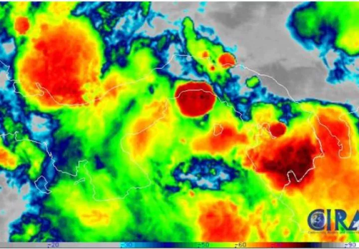 El paso de estas dos ondas tropicales generan fuertes lluvias y tormentas eléctricas en Panamá, según Etesa y Sinaproc.