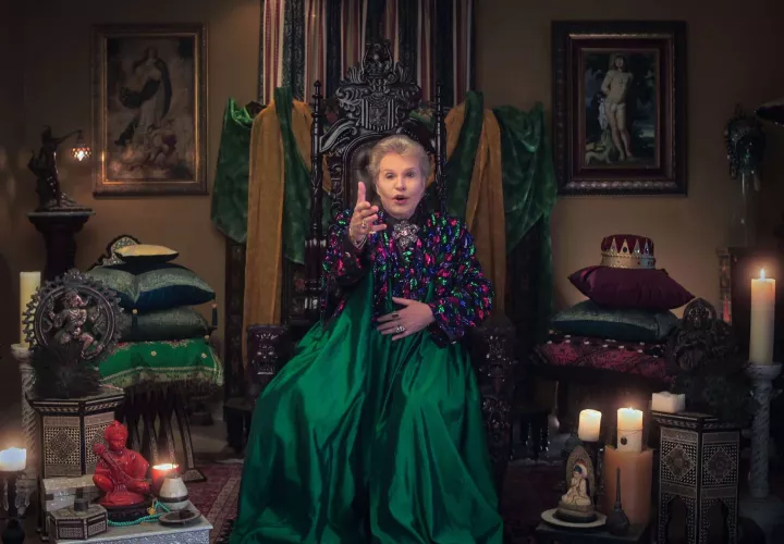 Walter Mercado. YouTube