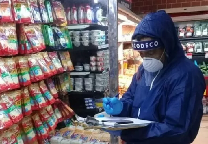 A pesar de la situación generada por el Covid-19, el personal de verificación de esta institución realiza sus tareas diarias de protección al consumidor.   