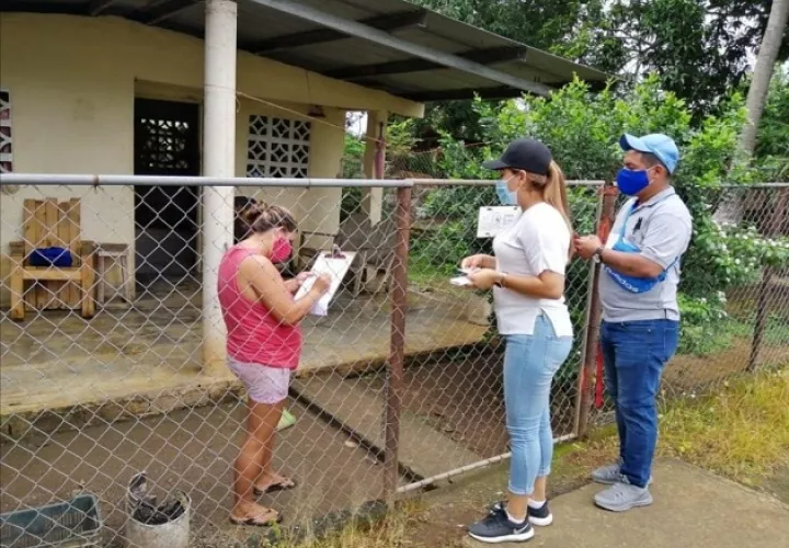 Muchas familias sin ingresos no están recibiendo el bono, ya que la cantidad que se adjudicó a la provincia no alcanza para cubrir a todos.