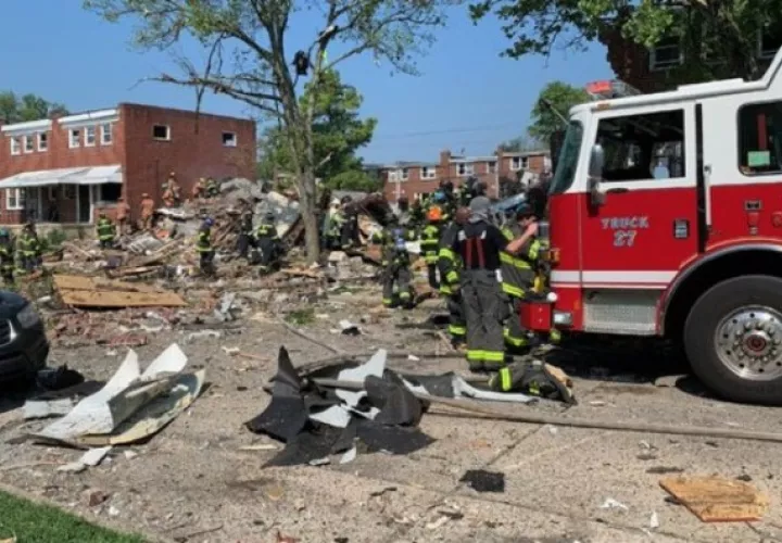Las autoridades no han indicado, de inmediato, cuál pueda haber sido la causa de la explosión, y funcionarios de la compañía Baltimore Gas and Electric Company se hicieron presentes en el sitio.
