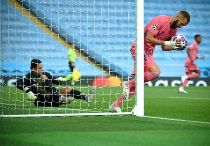 Benzema anotó el gol del Real Madrid. Foto:EFE