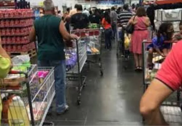El Gobierno anunció un plan de reapetura de actividades comerciales a nivel nacional.