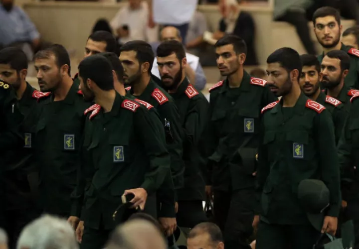 Estudiantes y civiles iraníes protestan en Teherán contra Israel, Estados Unidos y Emirantos Árabes Unidos. Fotos: EFE.
