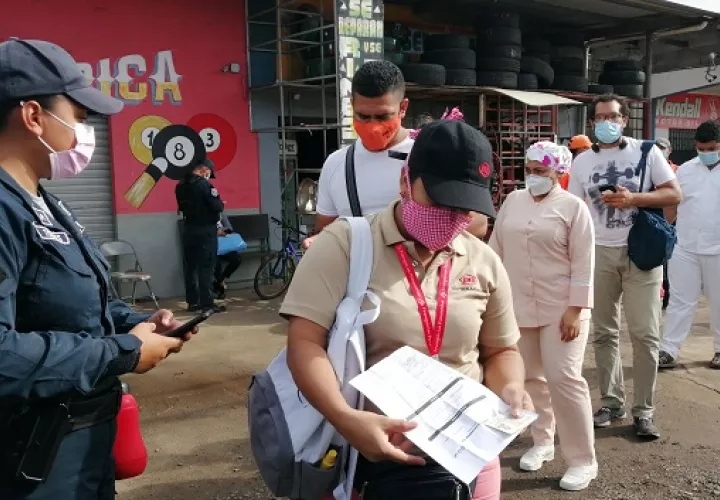 El punto de control ubicado en La Pesa de La Chorrera, ha servido para la aprehensión de personas requeridas por los tribunales de justicia y la incautación de sustancias ilícitas.