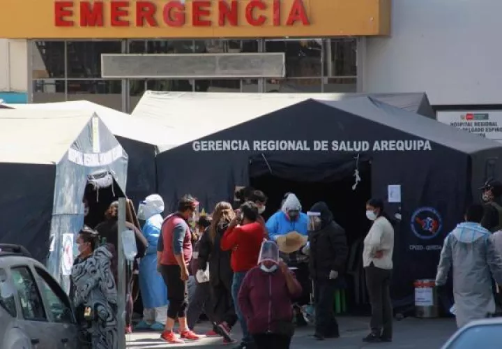 El primer grupo será monitoreado por la Cayetano Heredia y un segundo grupo de 3.000 voluntarios, que se inscribirán en septiembre, lo será por la de San Marcos. FOTO/EFE