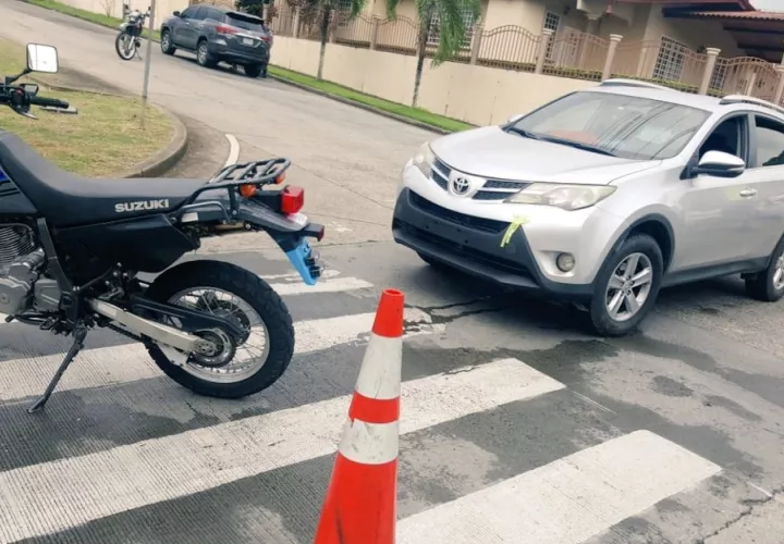 Vehículo fue retenido en operativo.