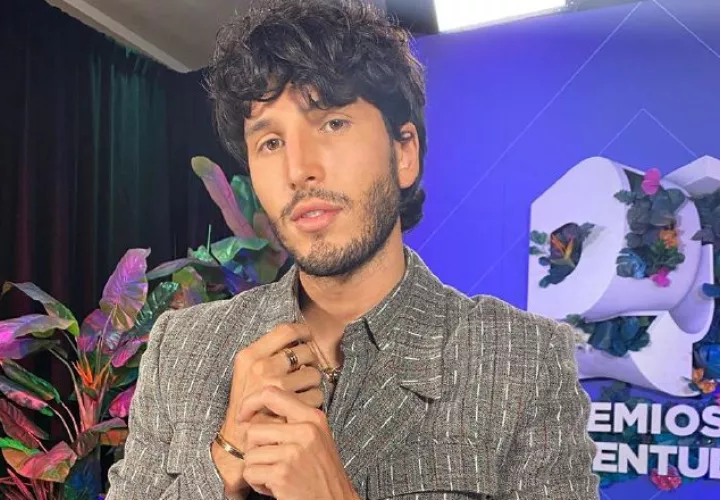 Sebastián Yatra recientemente fue el copresentador de los Premios Juventud de Univisión. Instagram