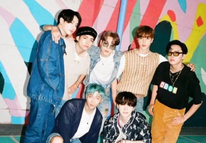 'Dynamite' es el tema más reciente de BTS. Foto: Instagram