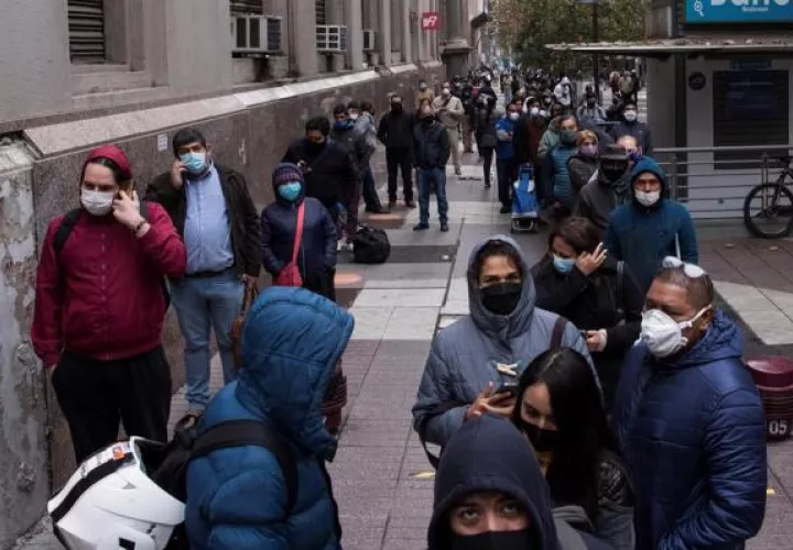 Actualmente, Chile es parte de los ensayos clínicos fase 3 de la vacuna contra el coronavirus que está desarrollando la empresa farmacéutica china Sinovac, que está trabajando en conjunto con la Universidad Católica del país. FOTO/EFE
