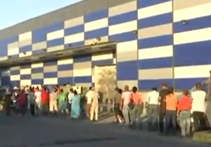 La noticia le cayó a los chiricanos como un balde de agua fría, quienes señalaron que debieron ser incluidos como el resto de las provincias y solo dejarlos el día domingo en cuarentena total.