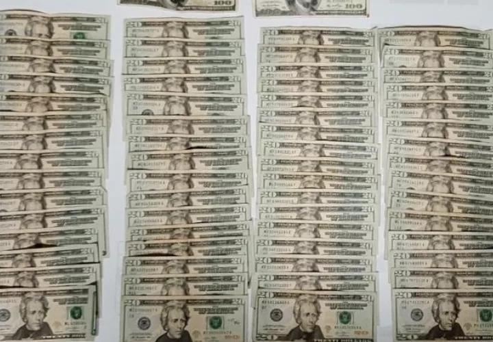 Al panameño se le incautó gran cantidad de dinero, y se presume que es el pago por el traslado de los 16 haitianos.