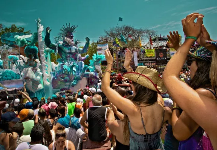 Los carnavales no van en 2021.