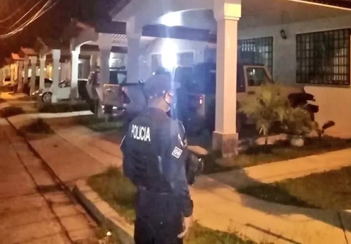 El toque de queda se mantendrá hasta el 12 de octubre.
