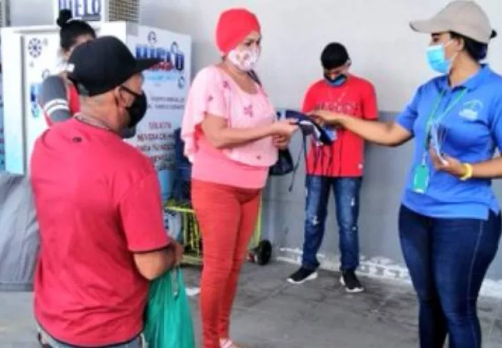 La cifra de hospitalizados por COVID-19  ha descendido de 1,143 el 14 de septiembre, a 833 el 25 de septiembre.