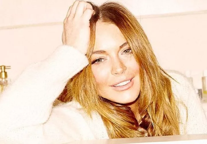 Lindsay Lohan firmó un contrato en el 2014, con la editorial Harpercollins. Foto: Instagram