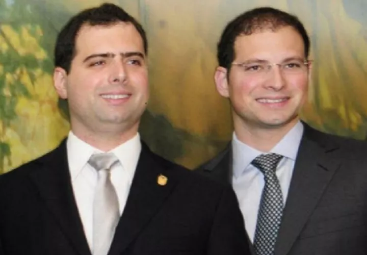 Los  diputados del Parlamento Centroamericano (Parlacen),  Ricardo Alberto y Luis Enrique Martinelli Linares, luchan por sus derechos. Archivo