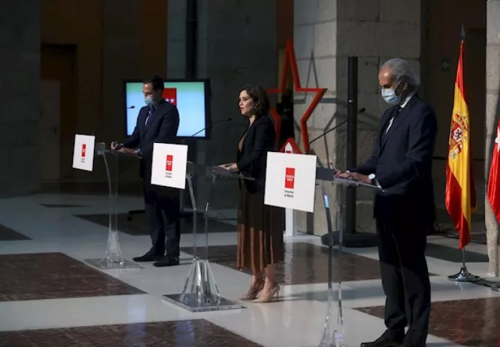 Estas medidas "excepcionales", dijo Escudero, tendrán una vigencia de 14 días a partir del lunes, que se podrán prorrogar "si así lo requiere la situación epidemiológica".