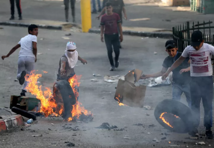 Las protestas se registraron también en otras ciudades de Cisjordania como Nablus, Jenín, Tulkarem o Hebrón. Fotos: EFE.