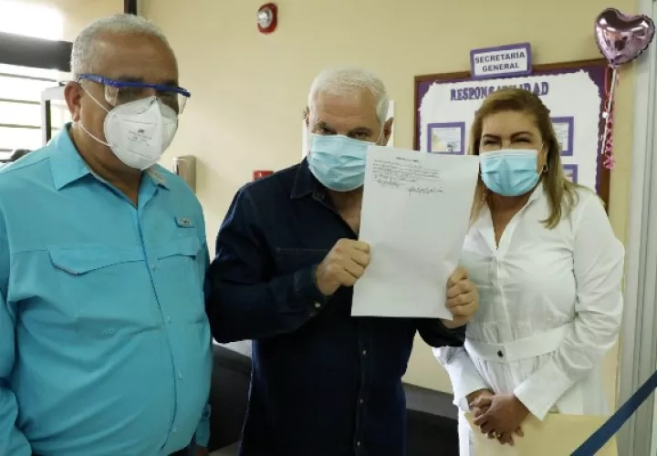 Tribunal Electoral acredita al Partido en formación Realizando Metas.